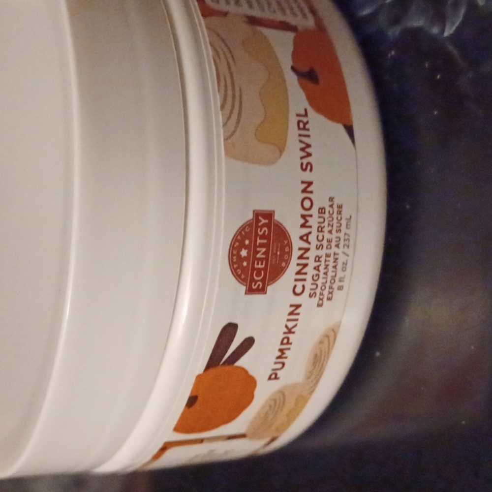 4/$40 New Scentsy "Pumpkin Cinnamon Swirl" Sugar Scrub (Sealed)